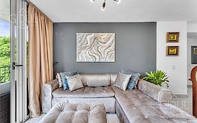 Cozy, Modern And Centric Apartment With Pool And Gym